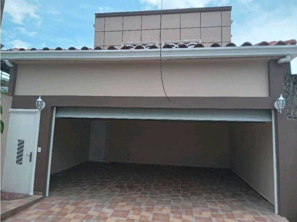 ALQUILER DE CASA EN AV RICARDO J ALFARO EL BETANIA - 2