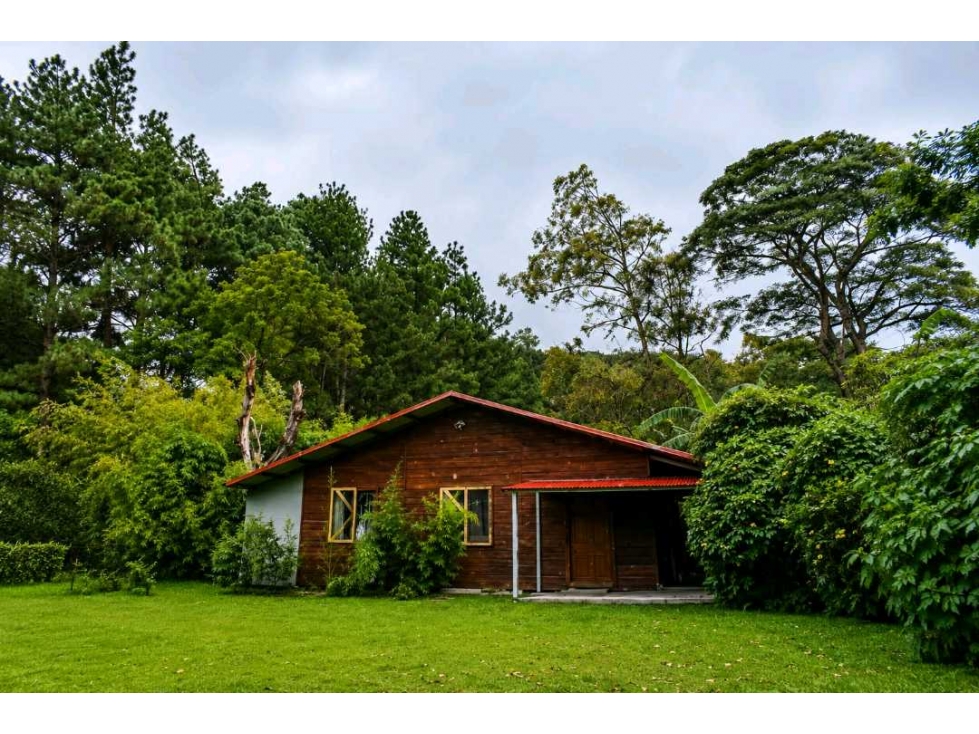 ALQUILER DE CASA EN BAJO BOQUETE AMOBLADA