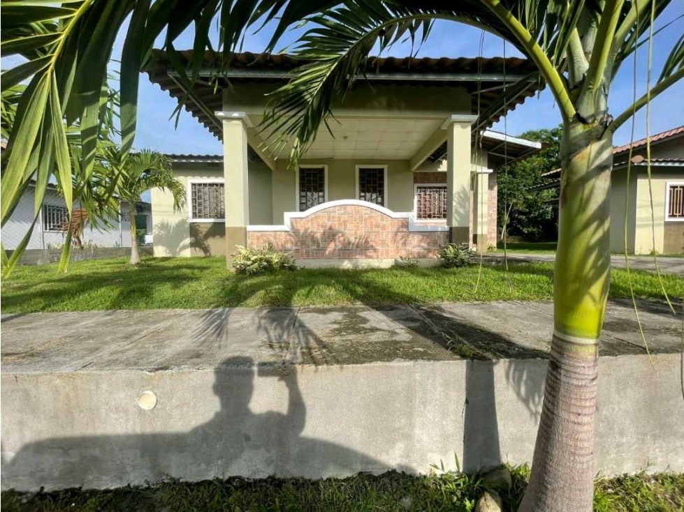 ALQUILER DE CASA EN BOQUERON CERCADA ATRAS CON SISTEMA DE SEGURIDAD - 2