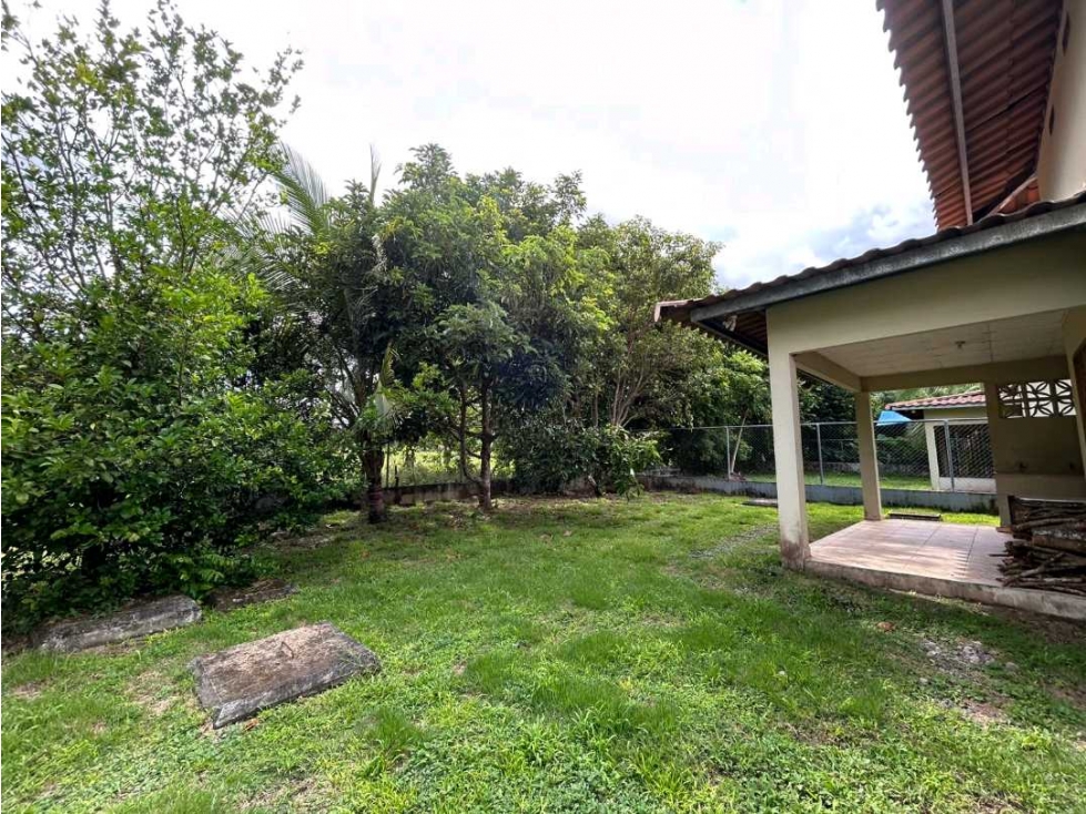 ALQUILER DE CASA EN BOQUERON CERCADA ATRAS - 6