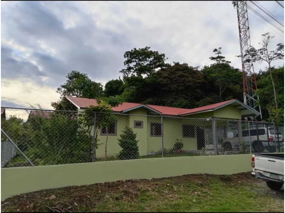 ALQUILER DE CASA EN BOQUETE VACIA