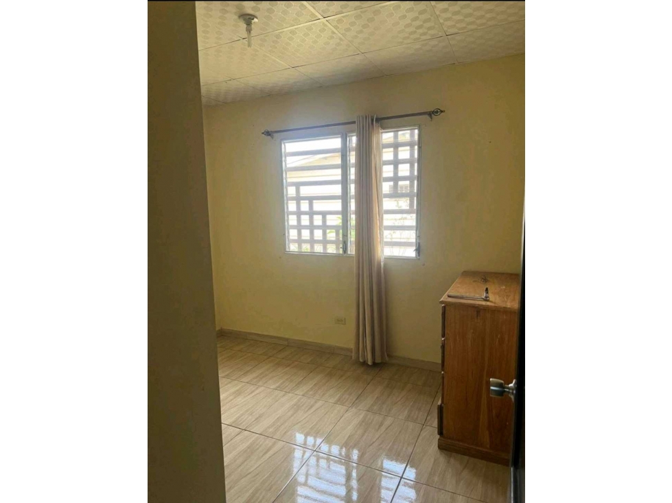 ALQUILER DE CASA EN BUGABA 3R - 6