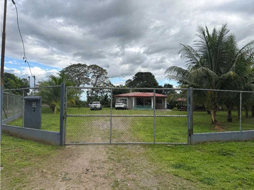 ALQUILER DE CASA EN BUGABA SIOGUI COMPLETAMENTE CERCADA - 1