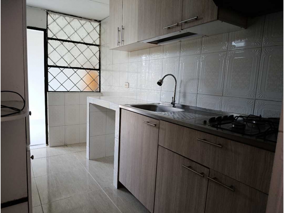 ALQUILER DE CASA EN CALARCÁ QUINDÍO SECTOR LA FLORESTA — foto 2