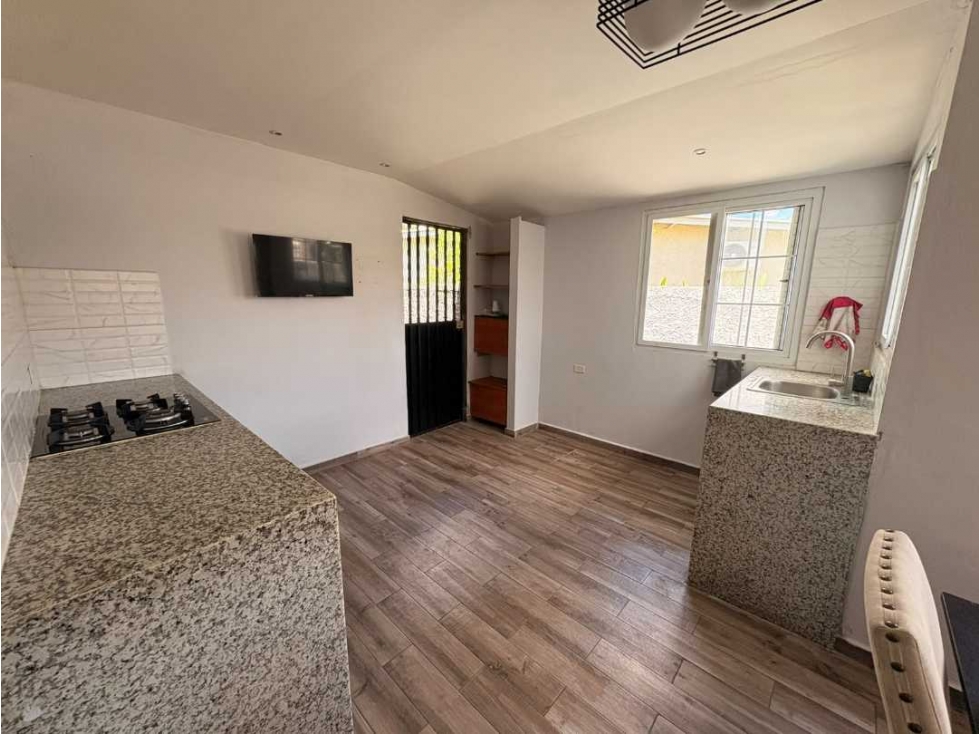 ALQUILER DE CASA EN CERRO VIENTO — foto 6