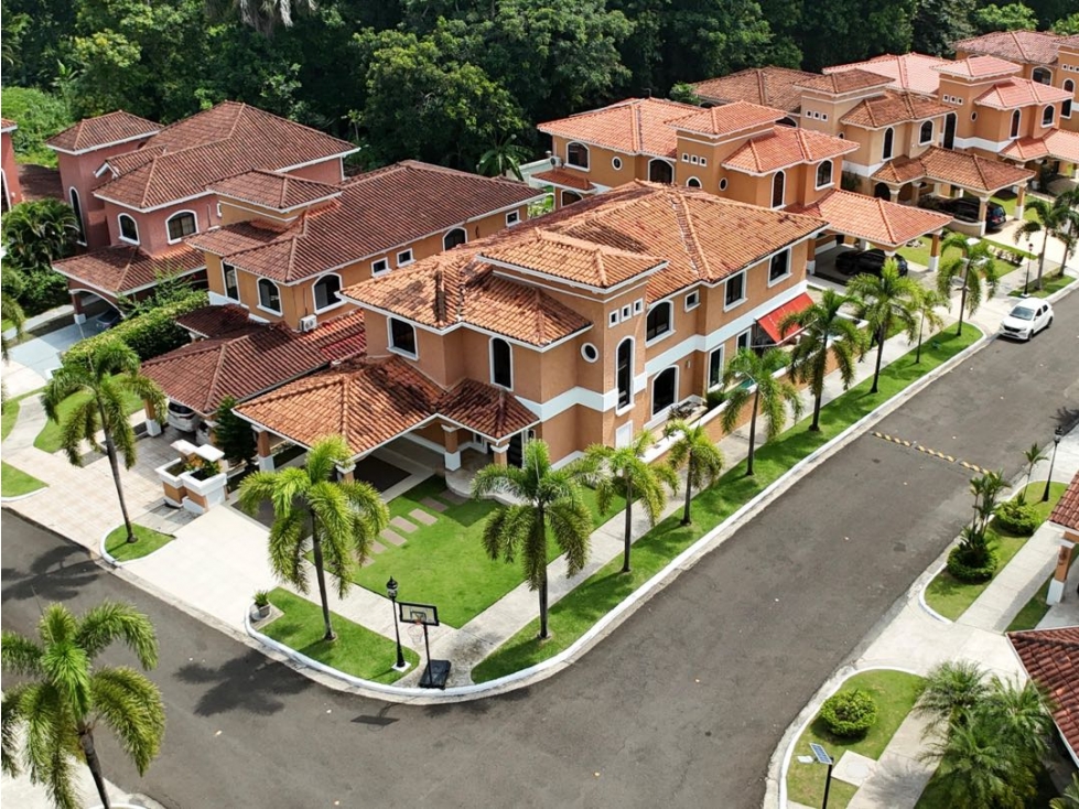 Alquiler de casa en Clayton Village, Clayton — foto 2