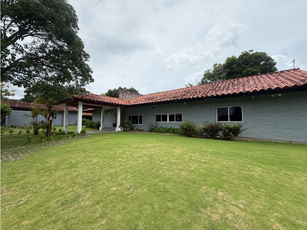 Alquiler de Casa en Club de Golf de Coronado