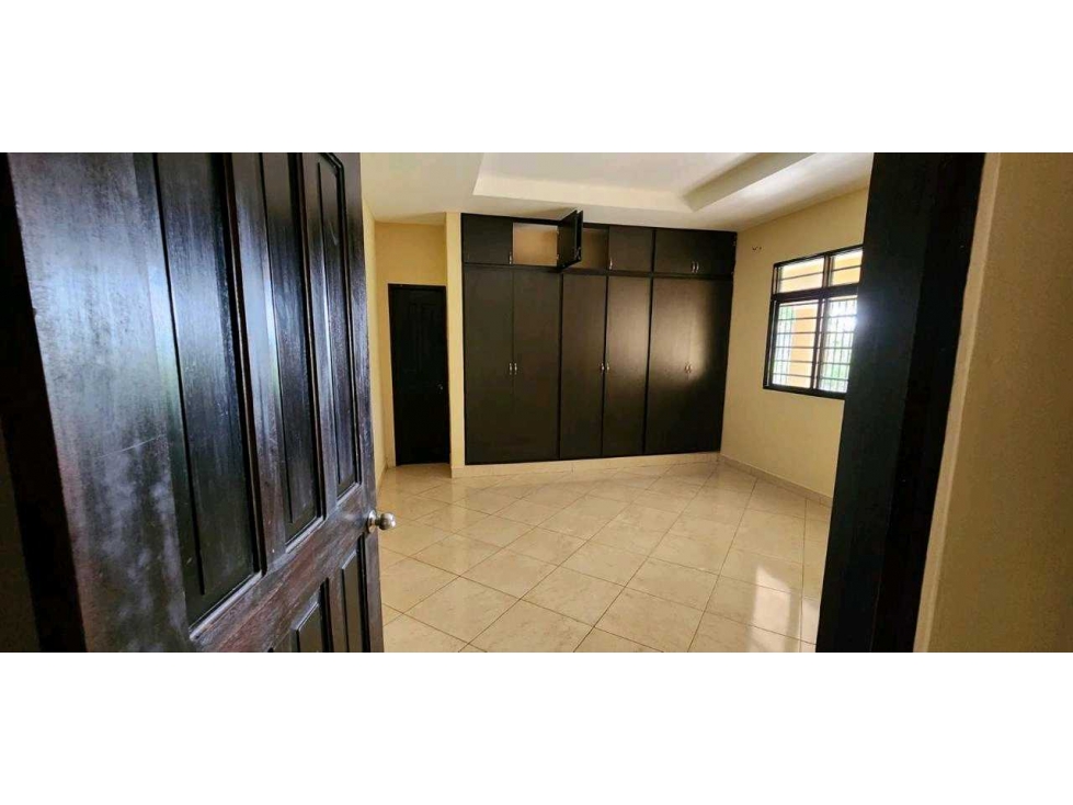 ALQUILER DE CASA EN DAVID.4 R CERCADA ATRAS EXCELENTE RESIDENCIAL - 2