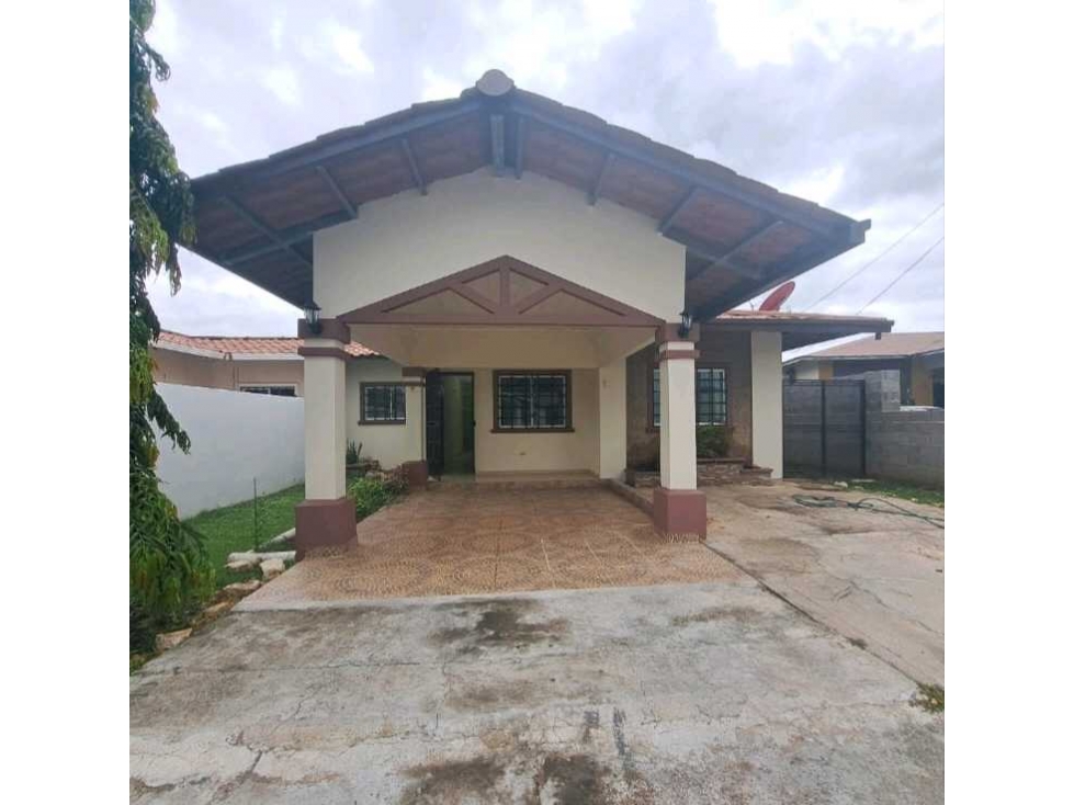 ALQUILER DE CASA EN DAVID 2R CERCADA ATRAS