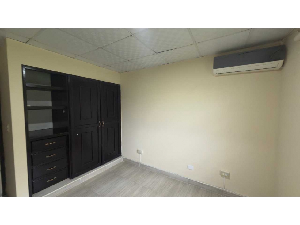 ALQUILER DE CASA EN DAVID 3 RECAMARAS CERCADA CON PORTON ELECTRICO — foto 4