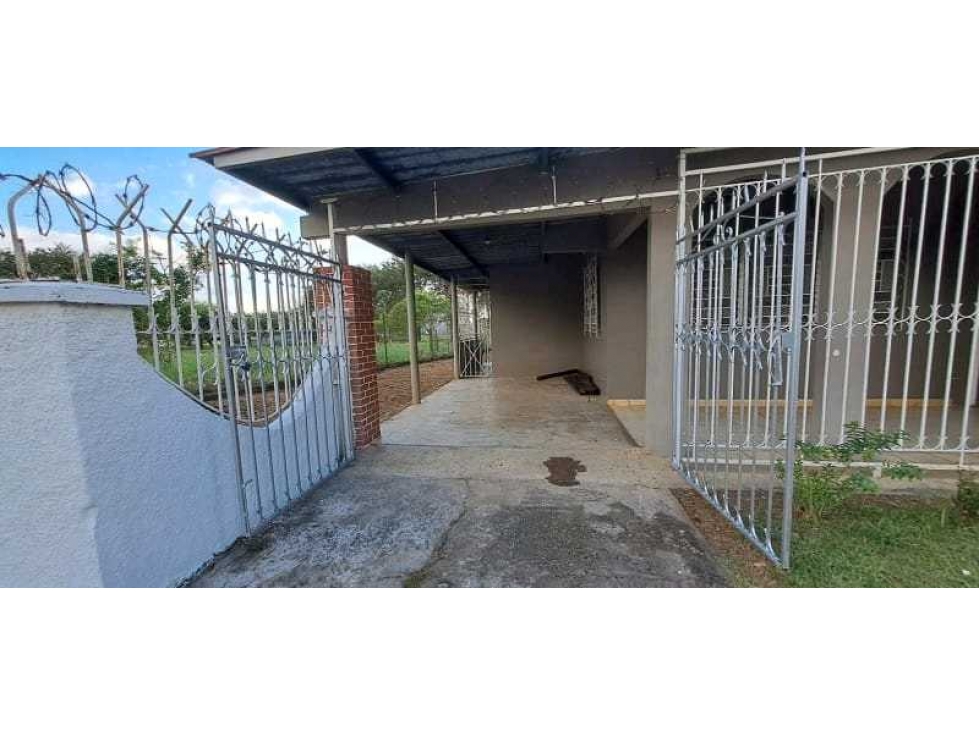 ALQUILER DE CASA EN DAVID 3R CERCADA