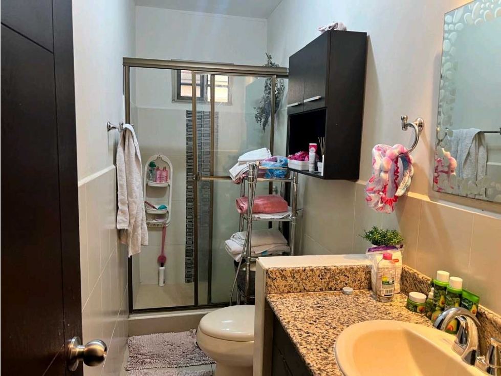 ALQUILER DE CASA EN DAVID 4R AMOBLADA CERCADA AGUA CALIENTE — foto 3