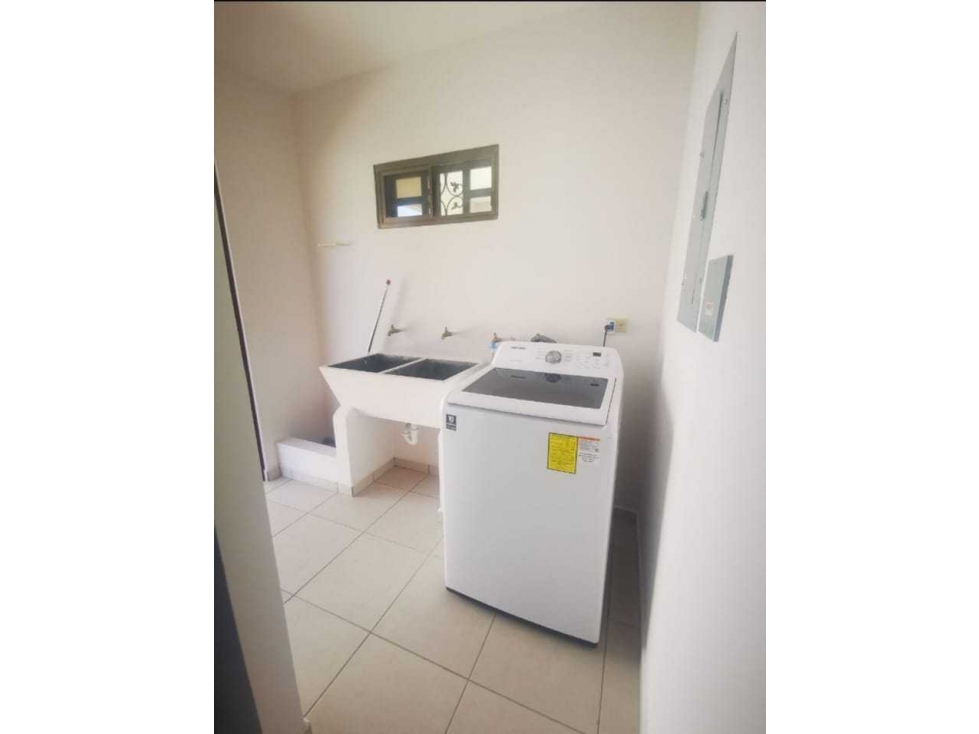 ALQUILER DE CASA EN DAVID AMOBLADA DISPONIBLE 1 DE NOVIEMBRE - 5