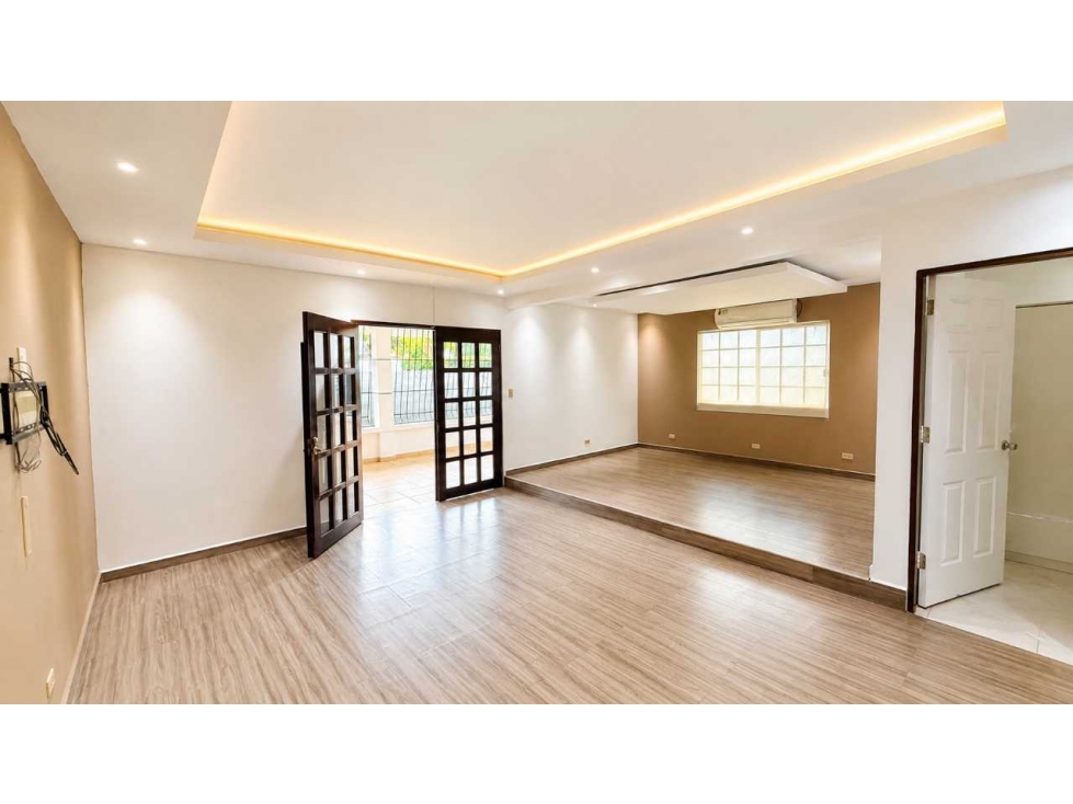 ALQUILER DE CASA EN DAVID COMPLETAMENTE CERCADO AGUA CALIENTE — foto 2