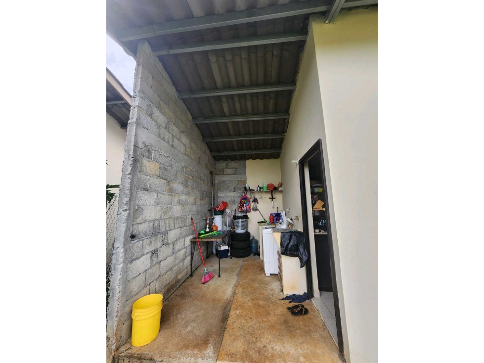 ALQUILER DE CASA EN DAVID LAS LOMAS 2R CERCADA ATRAS — foto 3