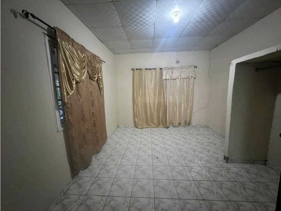 ALQUILER DE CASA EN DAVID LAS LOMAS — foto 3