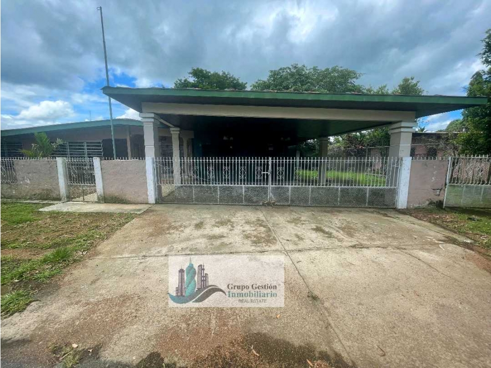 ALQUILER DE CASA EN DOLEGUITA RESIDENCIAL O COMERCIAL CERCADA