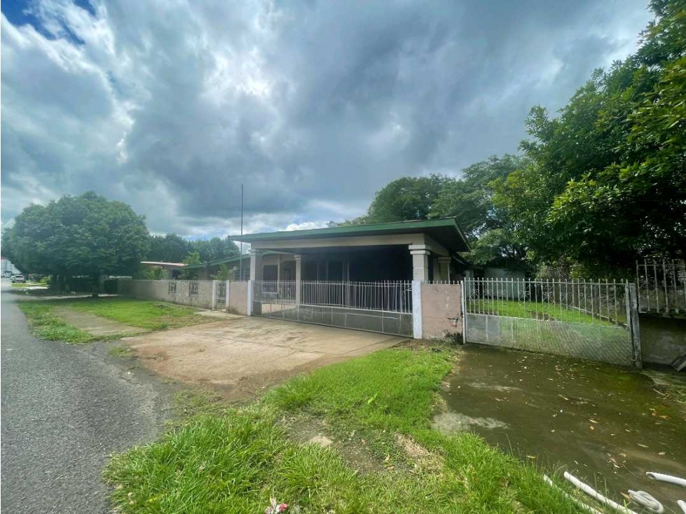 ALQUILER DE CASA EN DOLEGUITA RESIDENCIAL O COMERCIAL CERCADA — foto 4