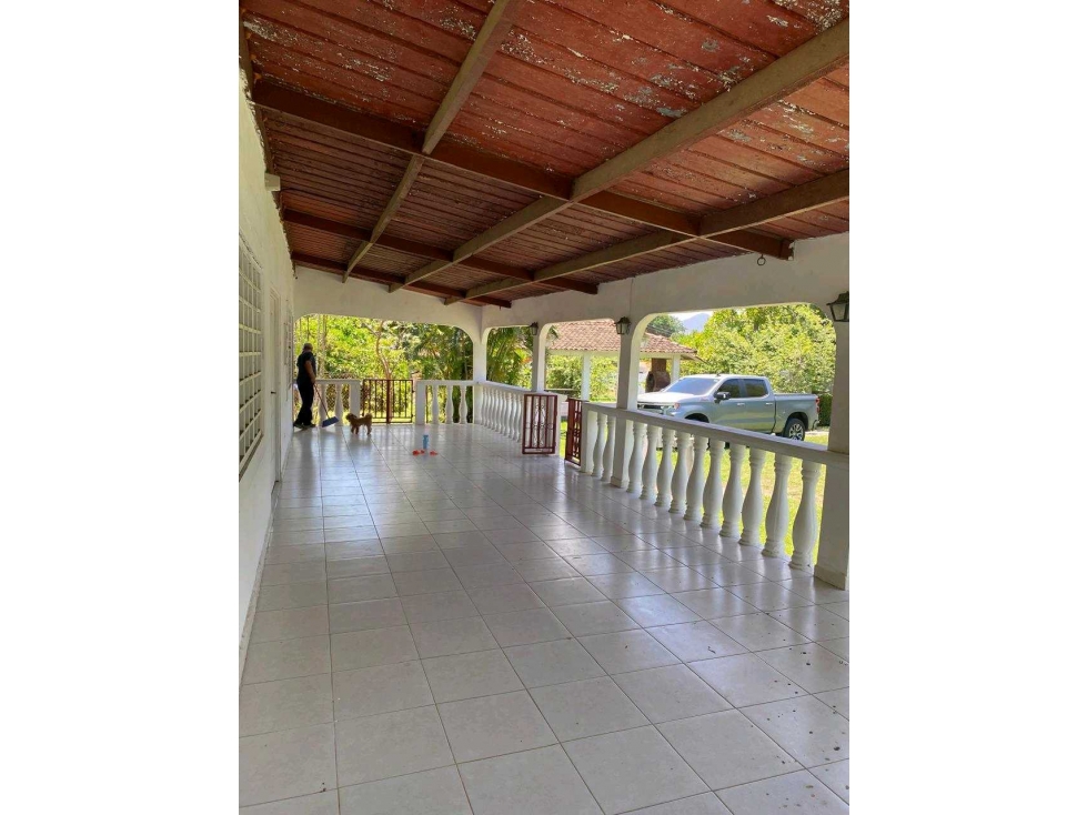 ALQUILER DE CASA EN GORGONA 3000M2 3 RECAMARAS CERCA DE LA PLAYA — foto 5