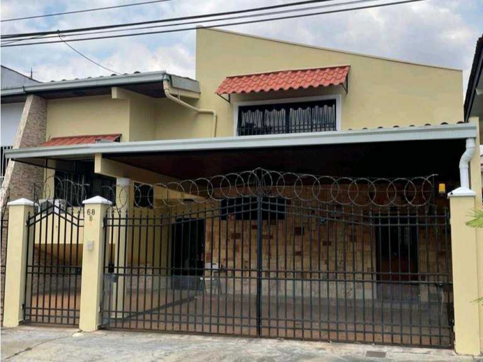Venta de Casa en la Alameda , Calle principal