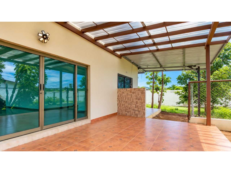 ALQUILER DE CASA EN ALGARROBOS CERCADA ATRÁS — foto 2