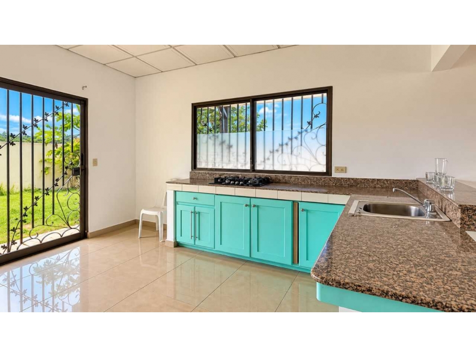 ALQUILER DE CASA EN ALGARROBOS CERCADA ATRÁS — foto 3