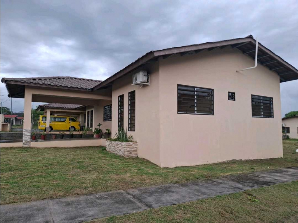 ALQUILER DE CASA EN MONTILLA — foto 2