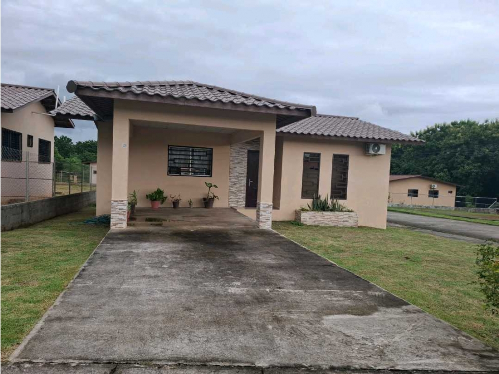 ALQUILER DE CASA EN MONTILLA — foto 3