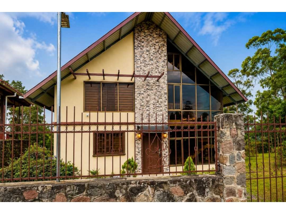 ALQUILER DE CASA EN VOLCAN AMOBLADA — foto 2