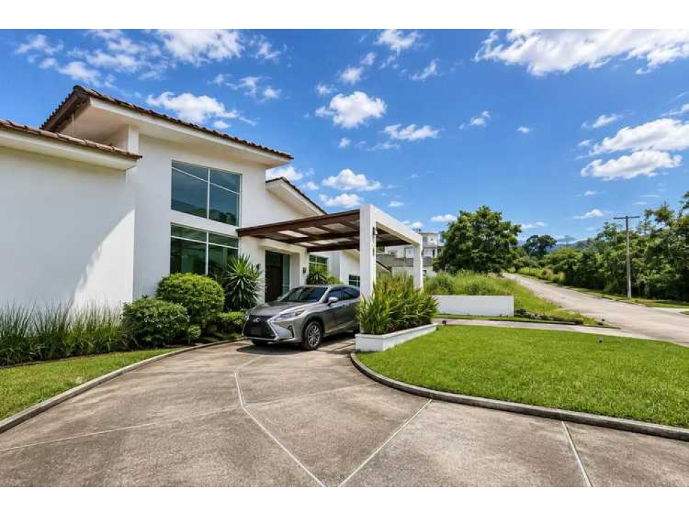 ALQUILER DE CASA LINEA BLANCA EN CERRO VIENTO CLUB DE GOLF 220M2 JP