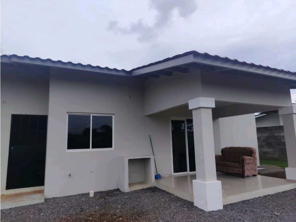 ALQUILER DE CASA NUEVA EN SAN PABLO 450.00 - 3