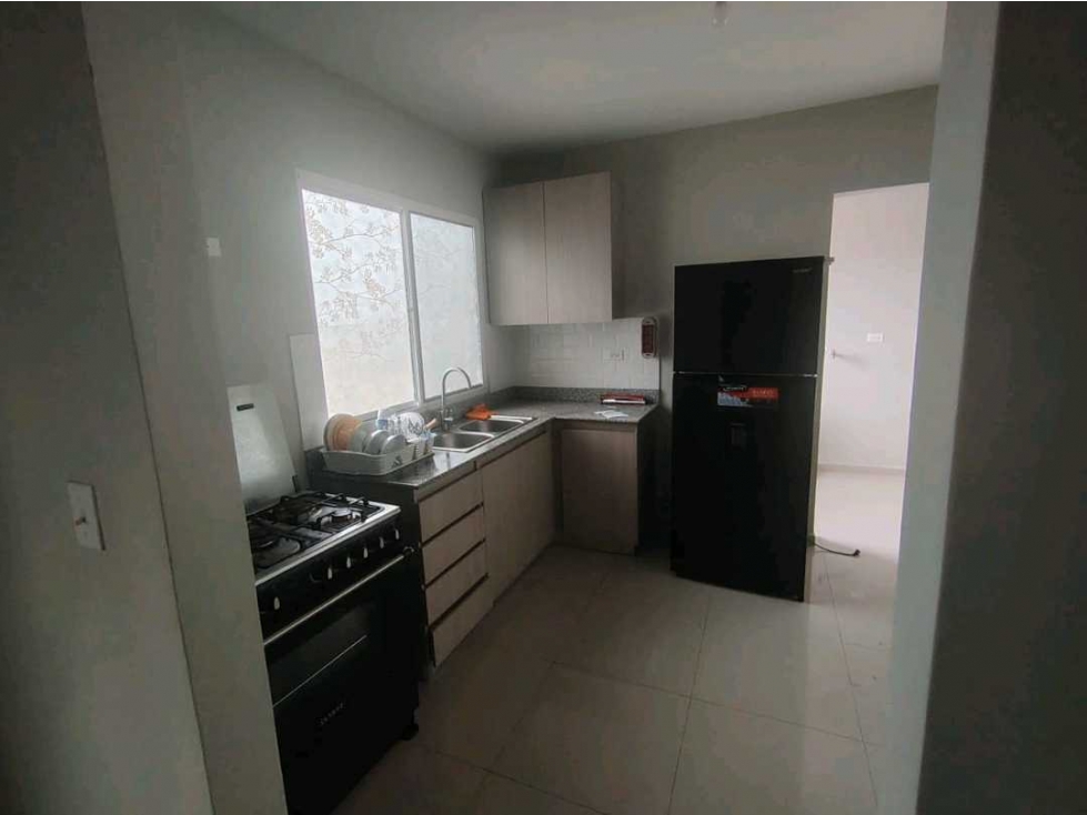 ALQUILER DE CASA NUEVA EN SAN PABLO 450.00 - 6