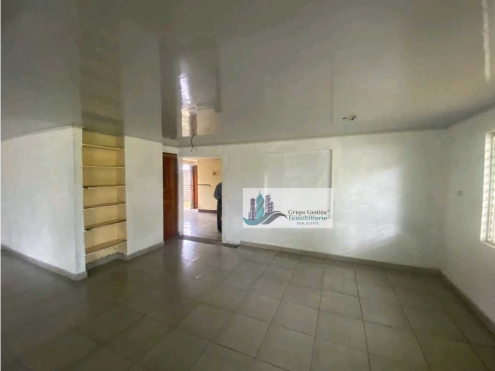 ALQUILER DE CASA O LOCAL COMERCIAL EN DAVID COMPLETAMENTE CERCADA. — foto 3