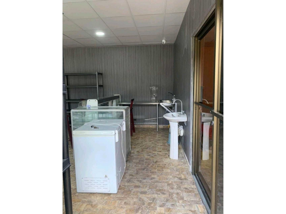 ALQUILER DE DOS LOCAL COMERCIAL EN DAVID. 20 Y 40 METROS - 6