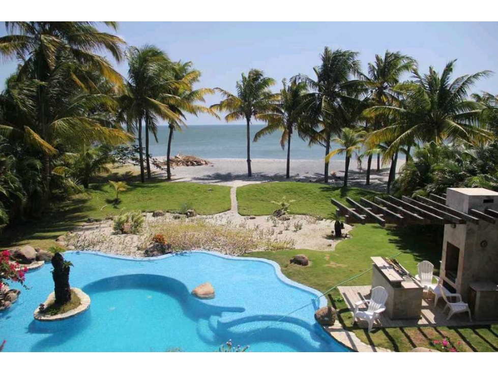 ALQUILER DE ESPECTACULAR CASA FRENTE PLAYA EN BUENAVENTURA - 4
