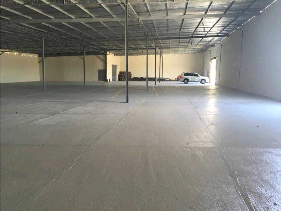 ALQUILER DE GALERA COMERCIAL EN COCLÉ, EQUIPADA Y LISTA PARA OPERAR - 5