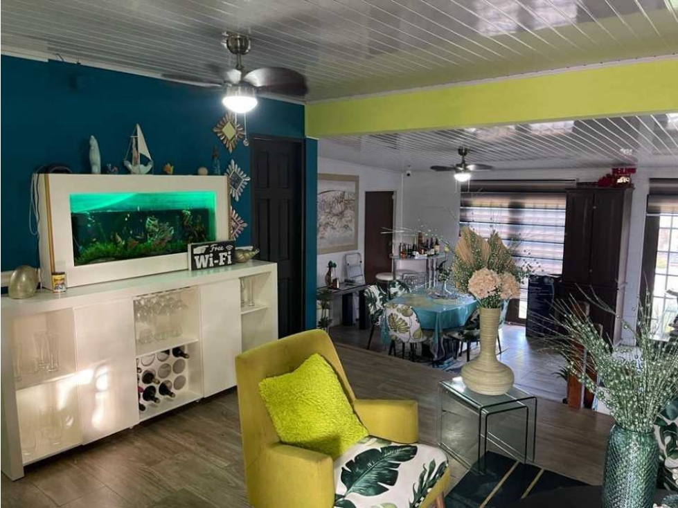 ALQUILER DE HERMOSA CASA EN NUEVA GORGONA, CON PISCINA, AMOBLADA - 2