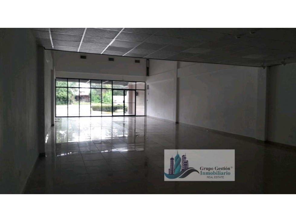 ALQUILER DE LOCAL COMERCIAL 198 METROS VIA INTERAMERICANA