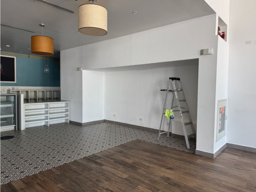 ALQUILER DE LOCAL COMERCIAL 453M2 EN OBARRIO AK — foto 5