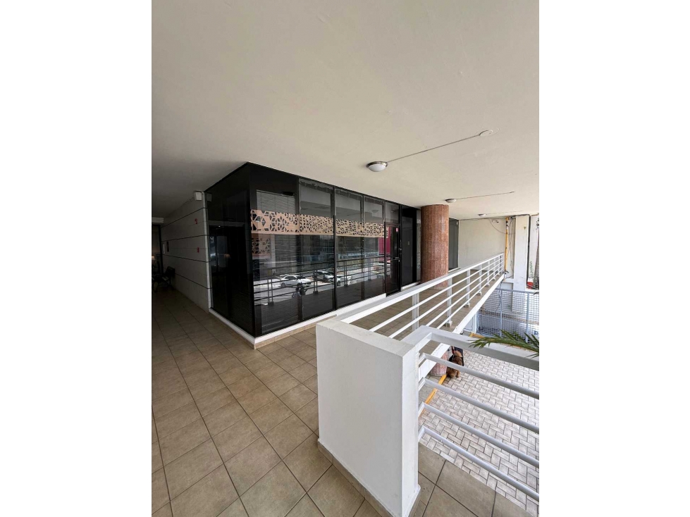 ALQUILER DE LOCAL COMERCIAL CALLE 51 BELLA VISTA 200M2 — foto 2