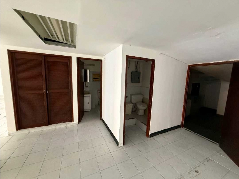 ALQUILER DE LOCAL COMERCIAL CALLE 51 BELLA VISTA 200M2 — foto 3