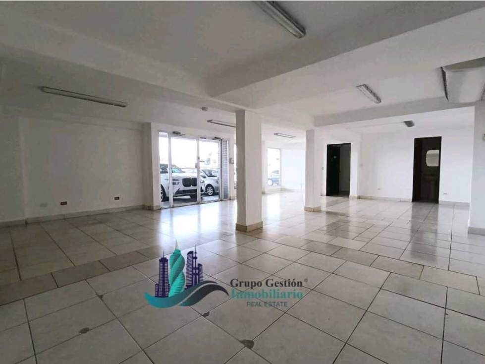 ALQUILER DE LOCAL COMERCIAL EN DAVID DE 90 METROS — foto 6