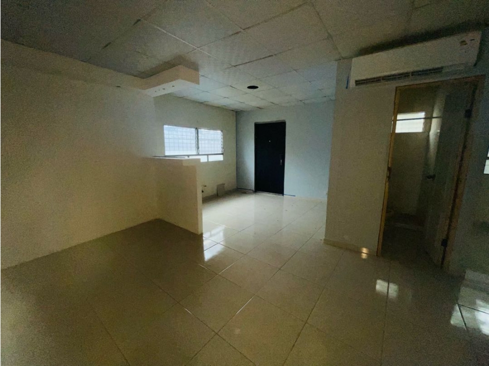 ALQUILER DE LOCAL COMERCIAL EN DOLEGUITA. — foto 6