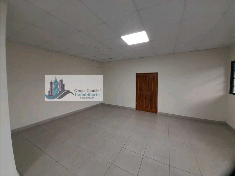 ALQUILER DE LOCAL COMERCIAL EN DAVID VIA INTERAMERICANA — foto 2