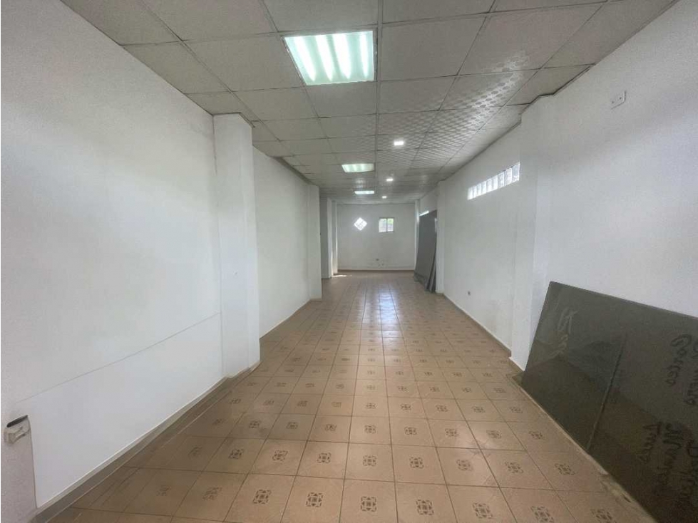 ALQUILER DE LOCAL COMERCIAL EN DAVID ORILLA DE CALLE — foto 4