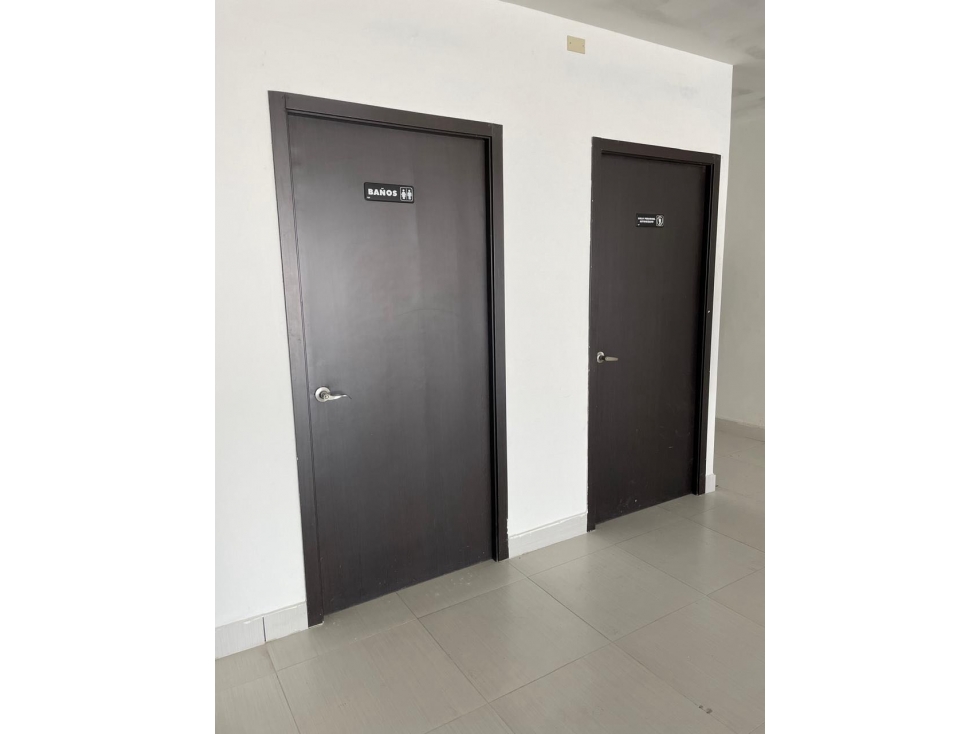 Alquiler de local comercial en la PLAZA MIDTONW | San francisco — foto 4