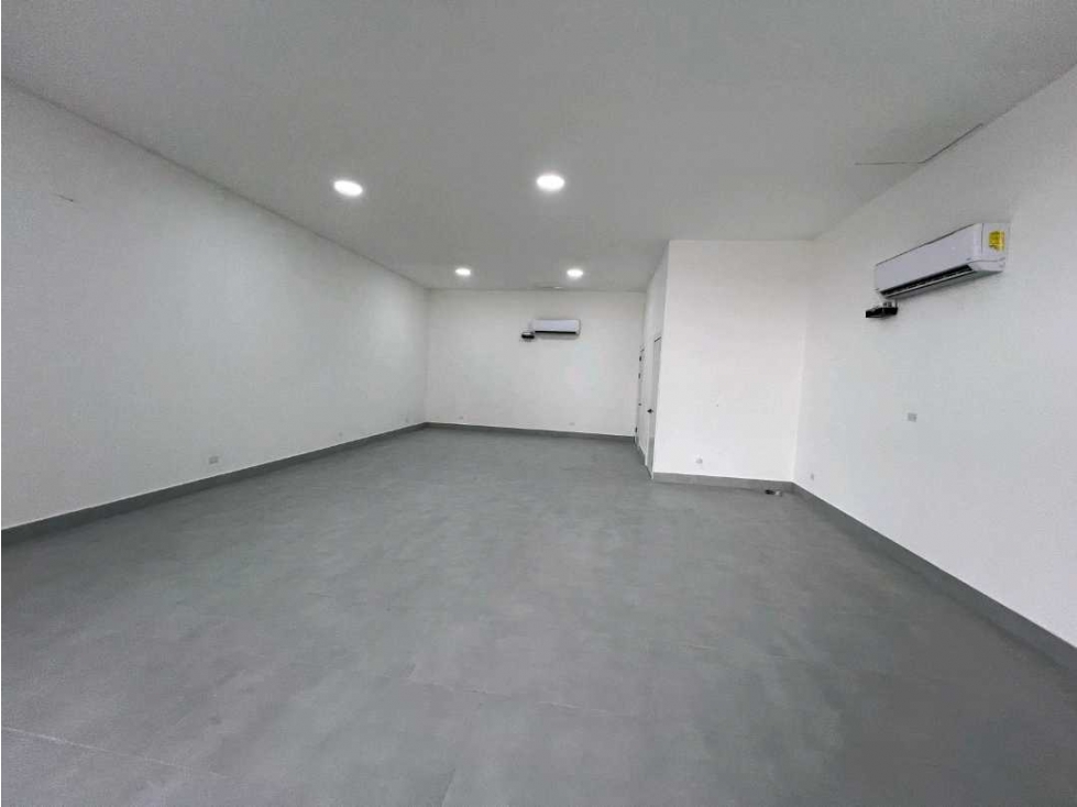ALQUILER DE LOCAL COMERCIAL EN DAVID AVENIDA OBALDIA NUEVOS A ESTRENAR — foto 3