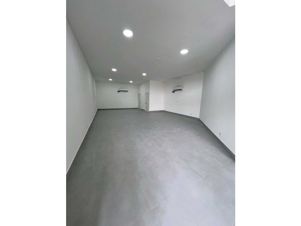 ALQUILER DE LOCAL COMERCIAL EN DAVID AVENIDA OBALDIA NUEVOS A ESTRENAR — foto 4