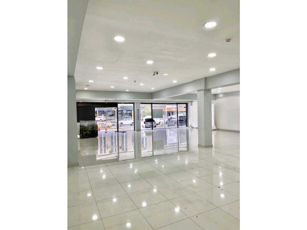 ALQUILER DE LOCAL COMERCIAL EN EL AREA DE VIA ESPAÑA 650 JP — foto 4