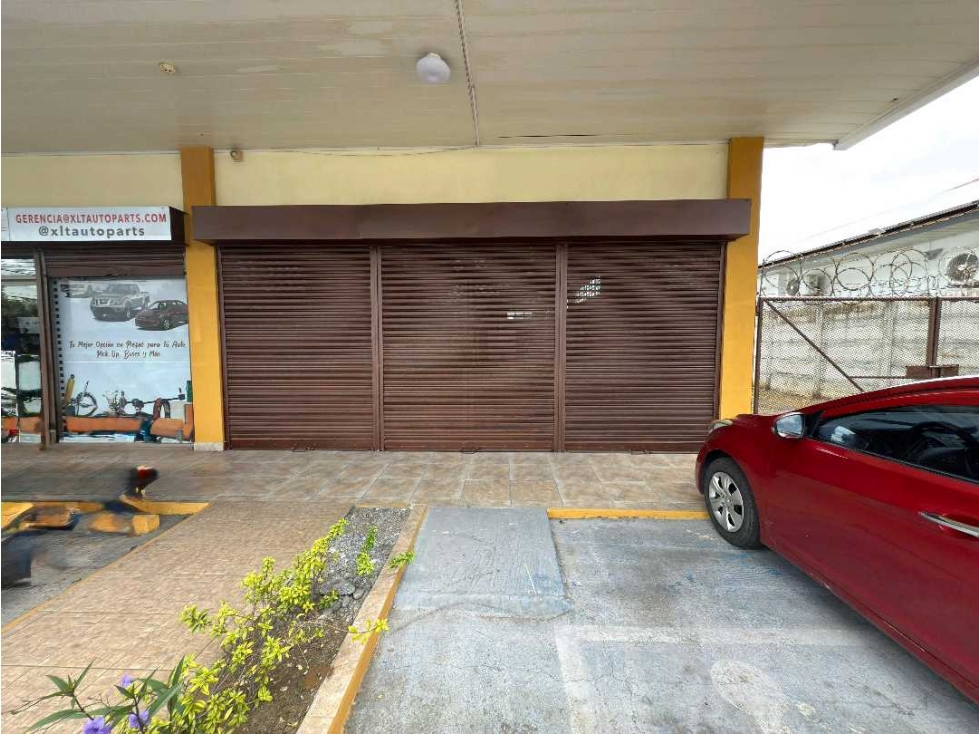 ALQUILER DE LOCAL COMERCIAL EN DAVID CON CARGA Y DESCARGA 133 METROS — foto 5